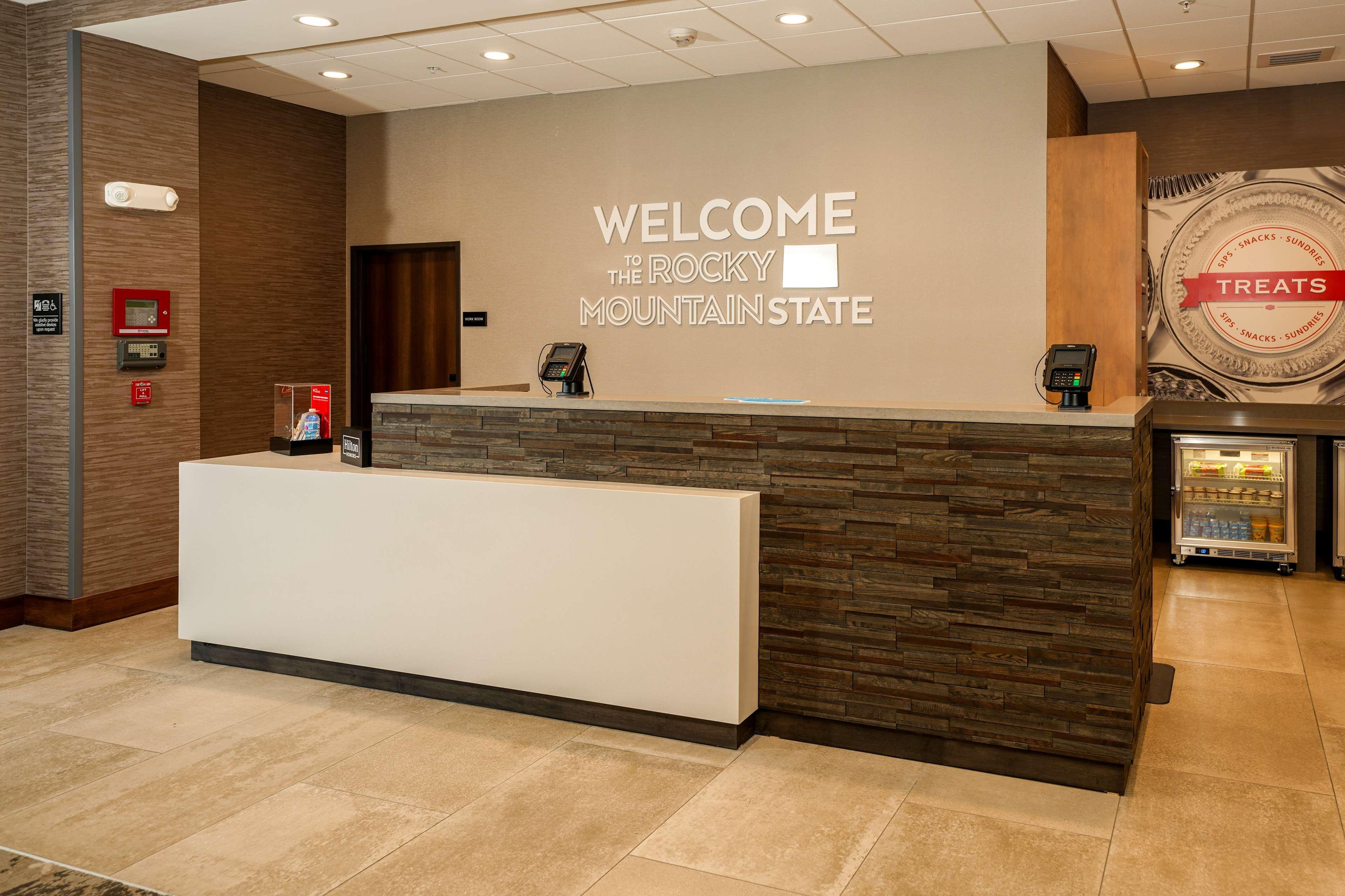 Hampton Inn&suites South, Co 3*