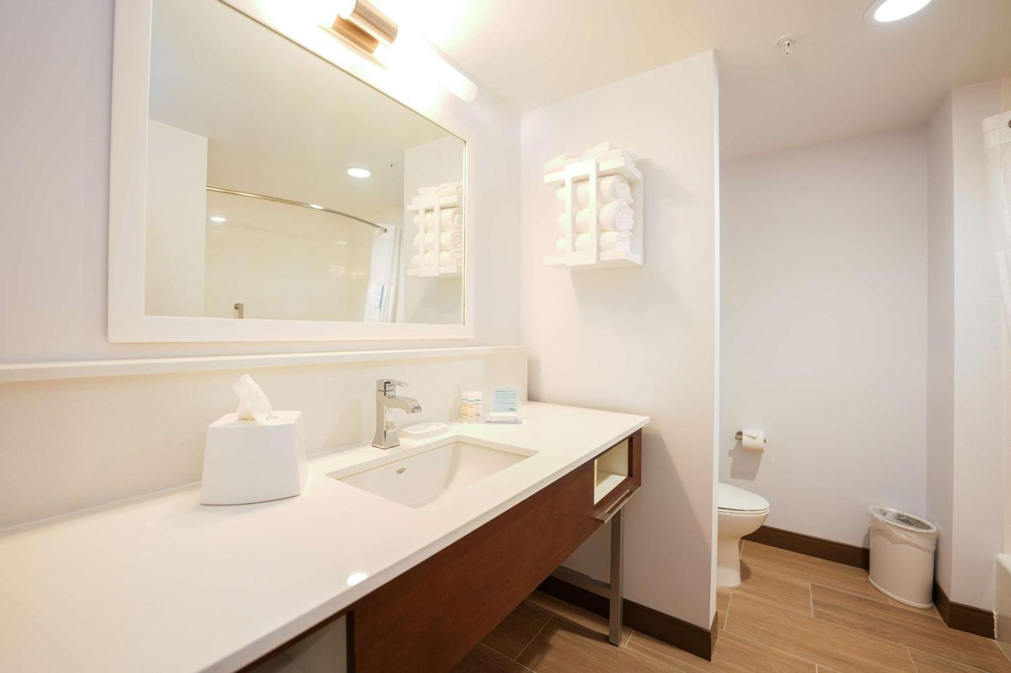 Hampton Inn&suites South, Co