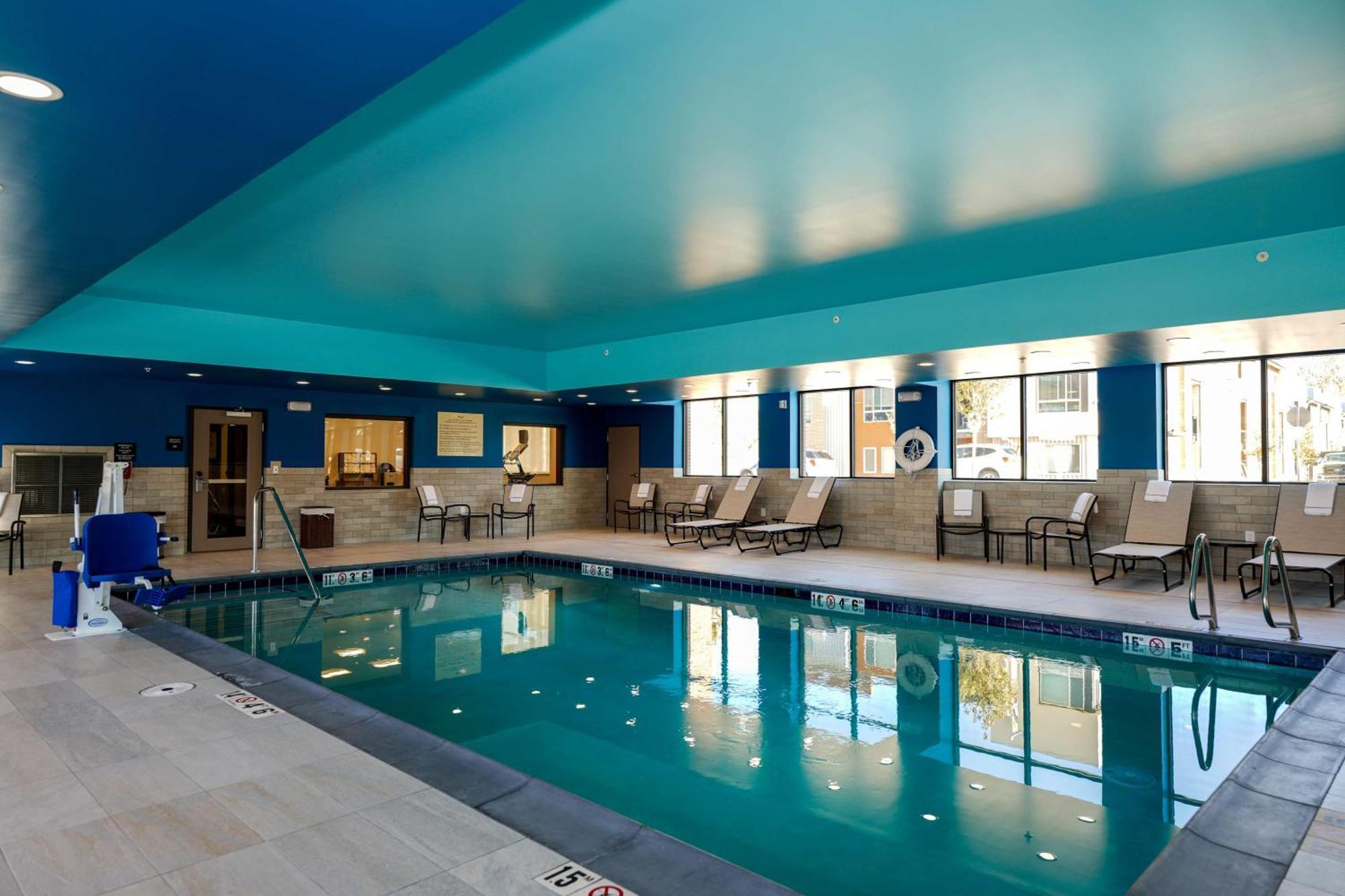 Hampton Inn&suites South, Co