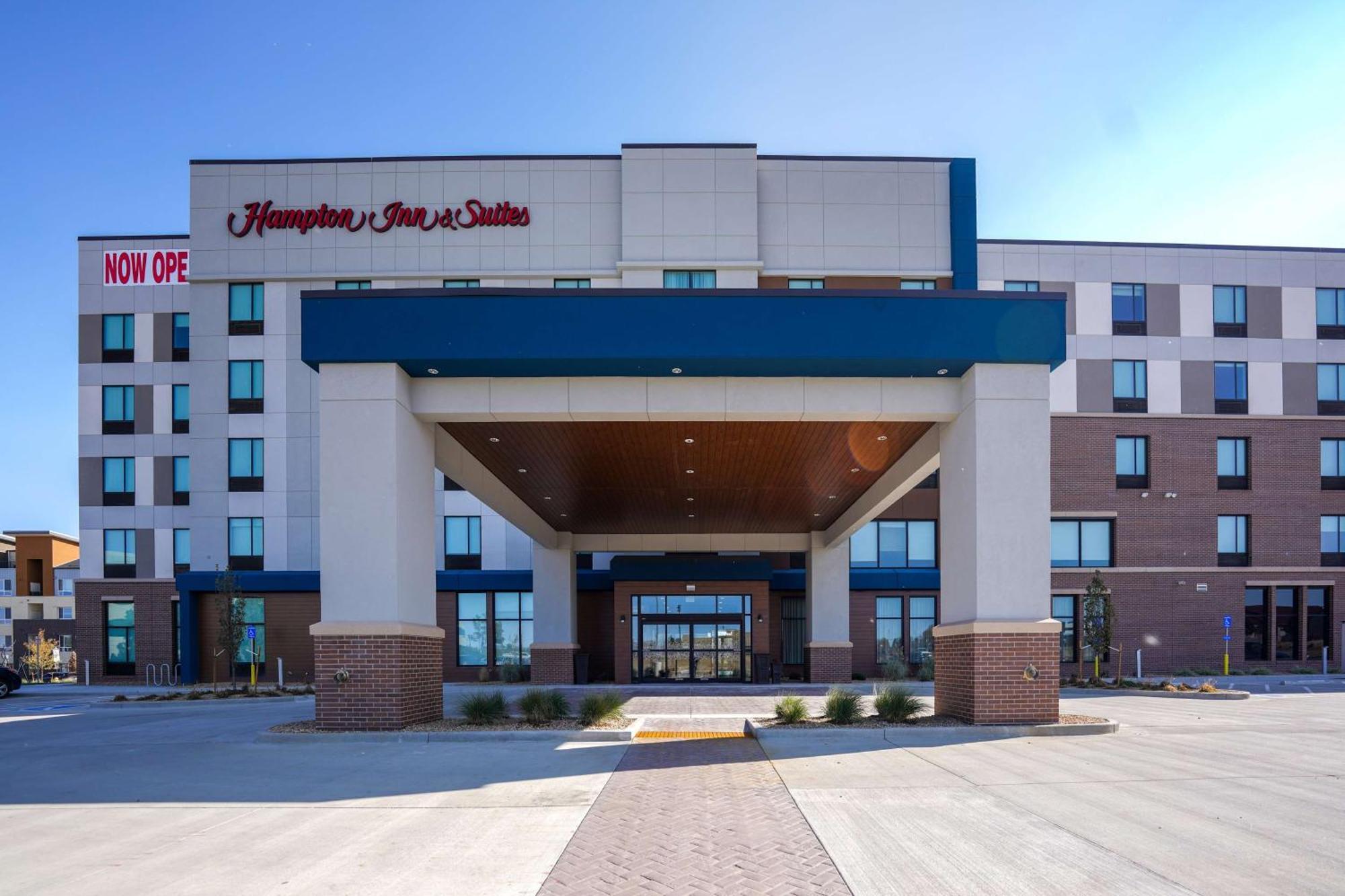 Hampton Inn&suites South, Co Hotel 3*